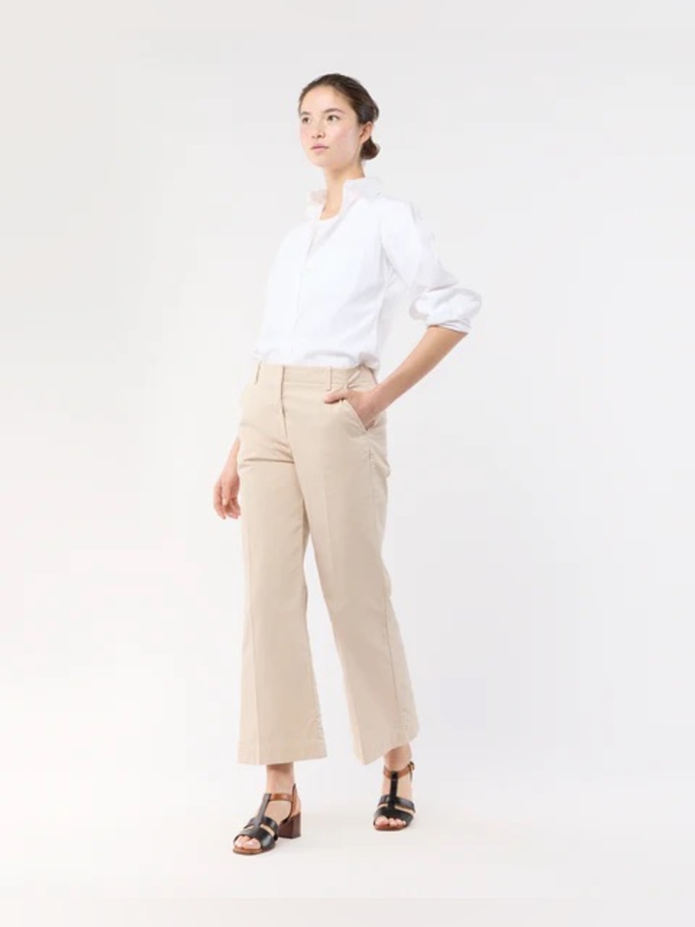 Ann mashburn Frankie Cropped Pant
Sand Stretch Twill Classic High-Rise Wide-Leg